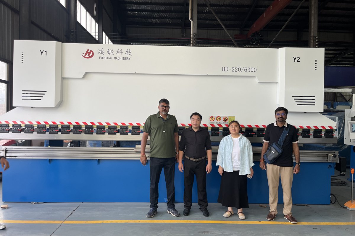 Hong Forging customer visit photo