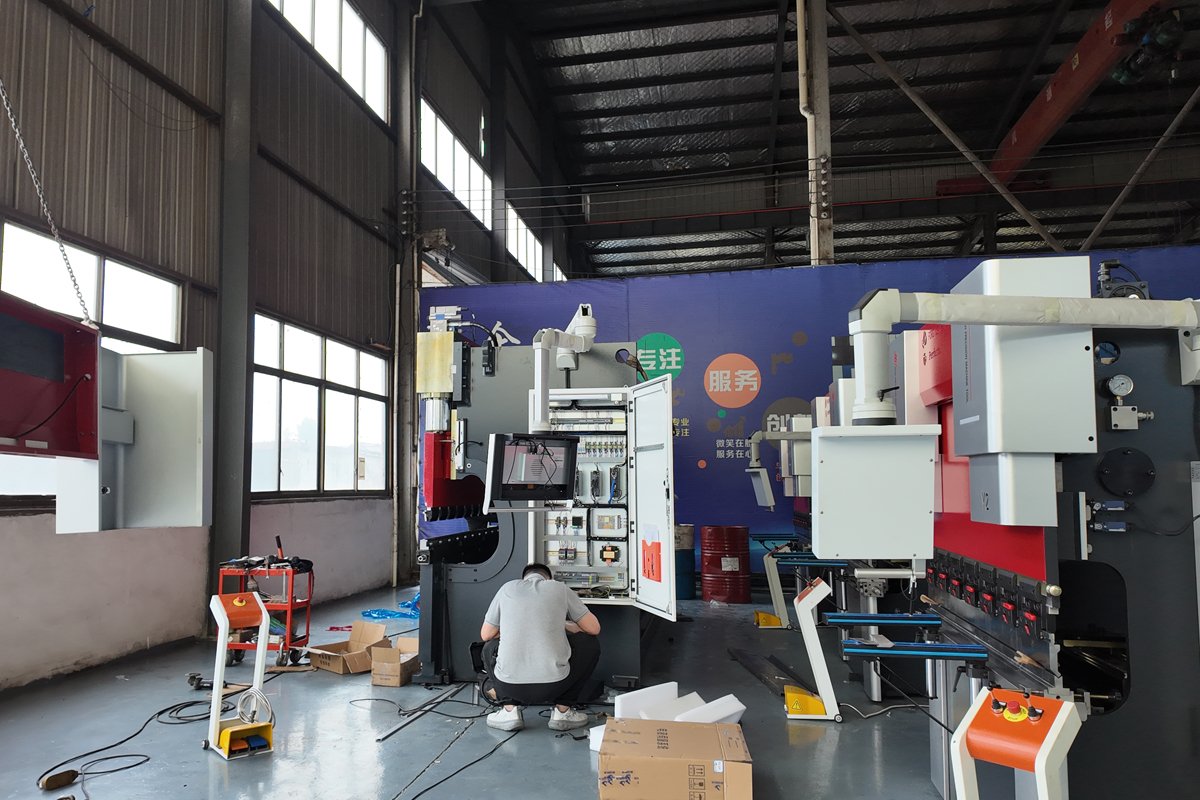 Hong Forging machine testing and commissioning