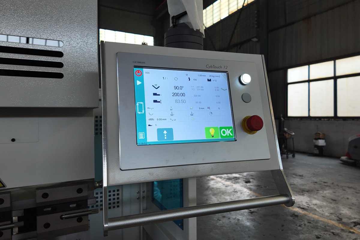 CT12 CNC controller for WE67K CNC Press Brake