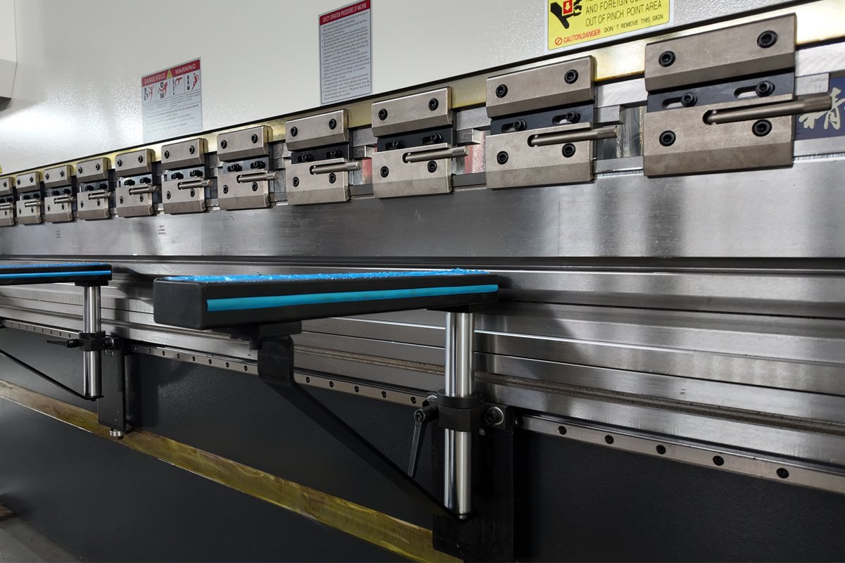 WE67K press brake tooling detail
