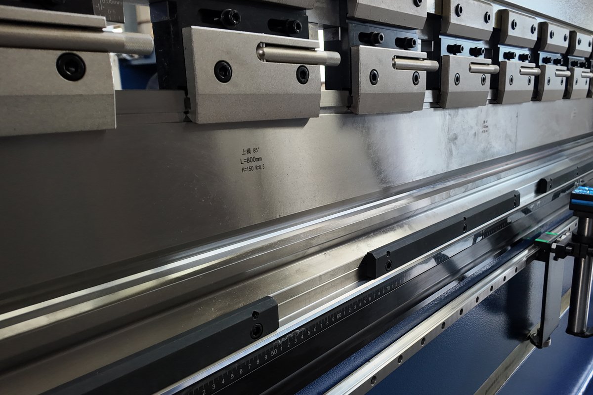 WE67K CNC Hydraulic Press Brake Machine Detail Detailed structure of WE67K CNC hydraulic press brake for sheet metal fabrication