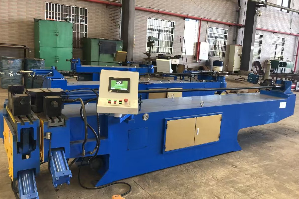 DW50NC Hydraulic Tube Bender Side View DW50NC hydraulic tube bending machine complete side view