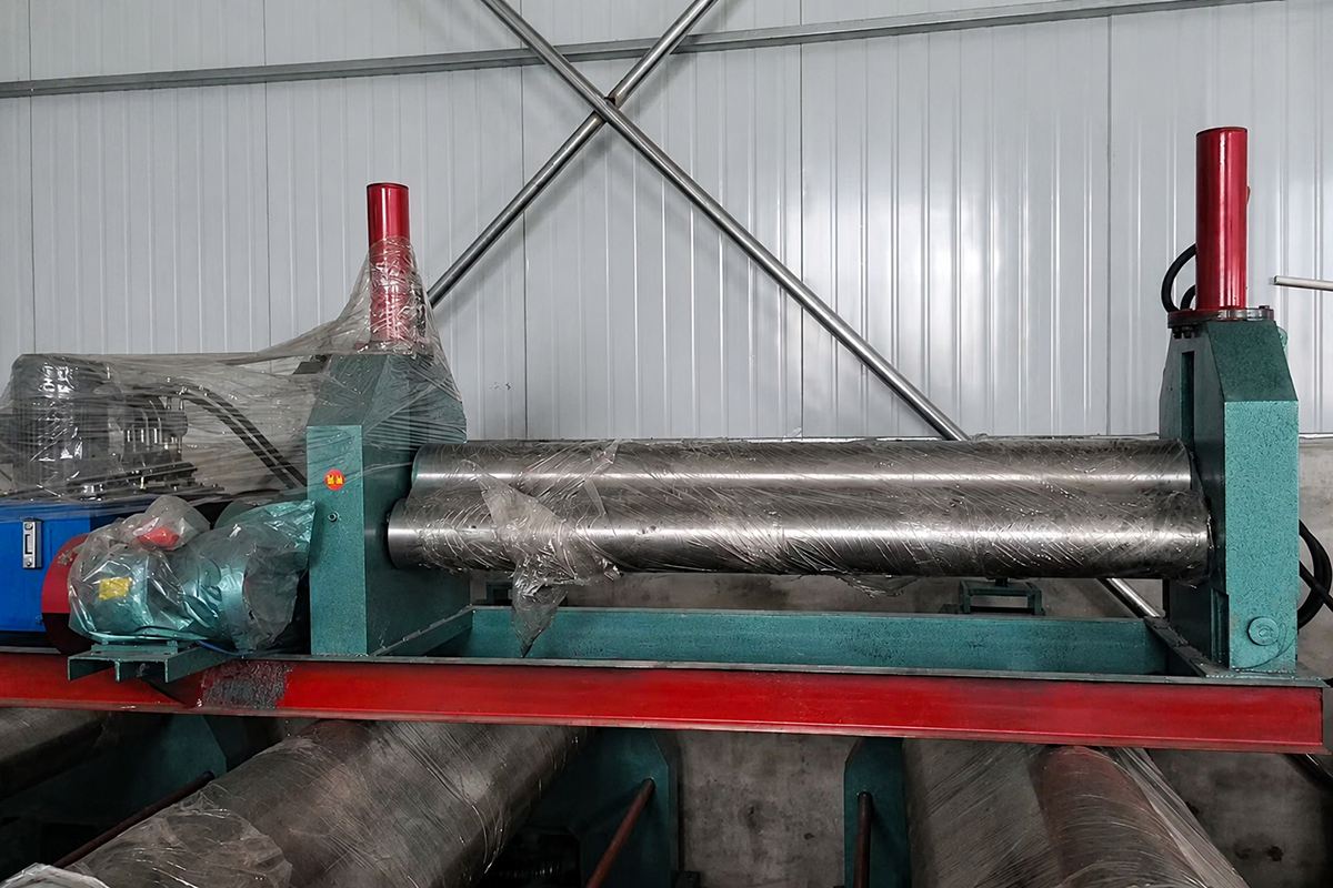 W11-6x2500 mechanical plate rolling machine front view