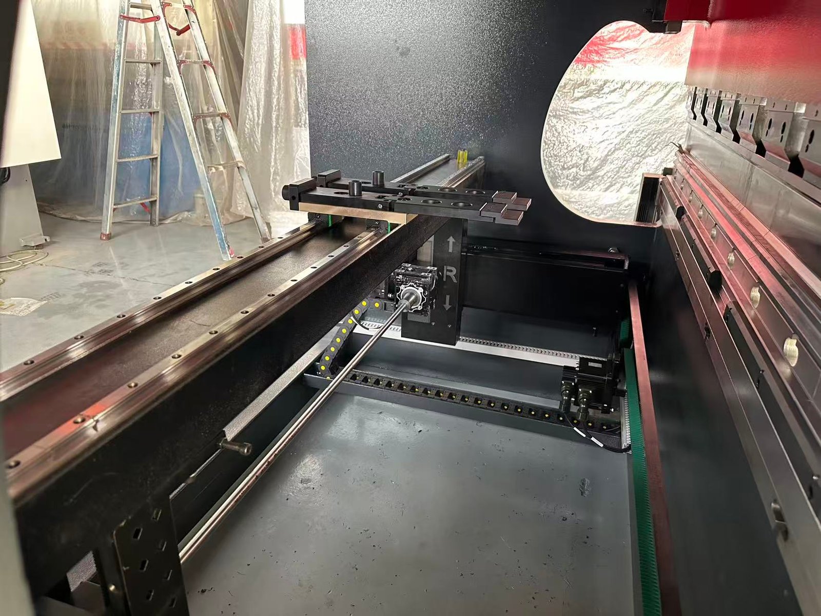 WE67K hydraulic press brake machine detail